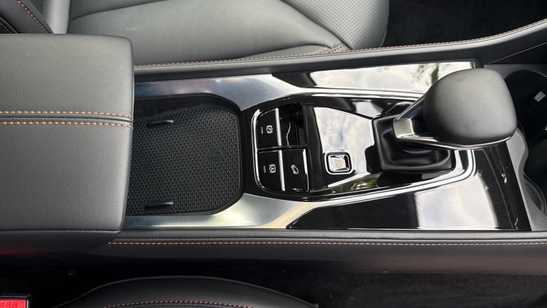 MG HS 1.5 T-GDI Trophy 5dr DCT Petrol Hatchback